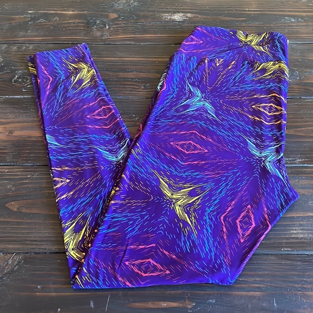 TC NWOT‎ LuLaRoe Leggings EE12 6001